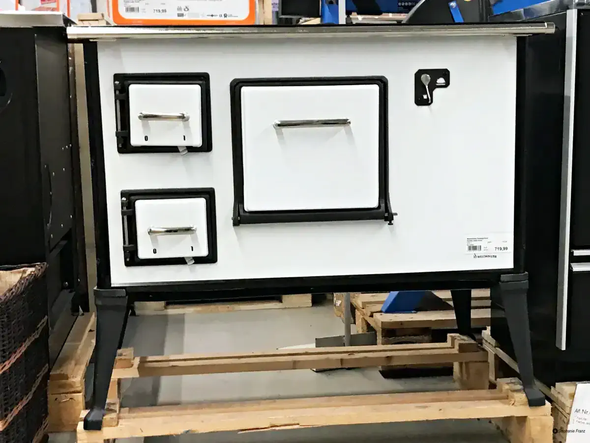 Küche Holzofen zum Backen und Kochen ohne Strom