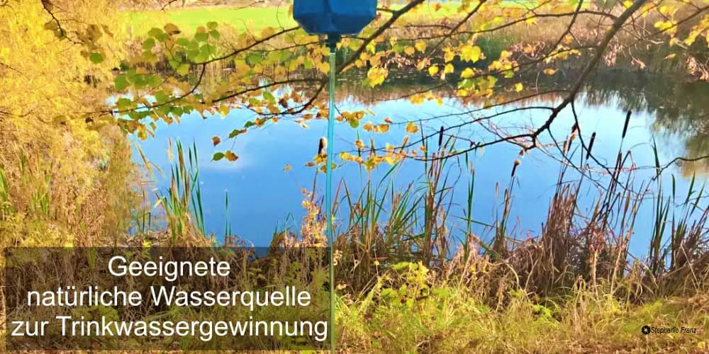 Natürliche Wasserquelle zur Gewinnung von sauberem Wasser mit Trinkwasserfilter